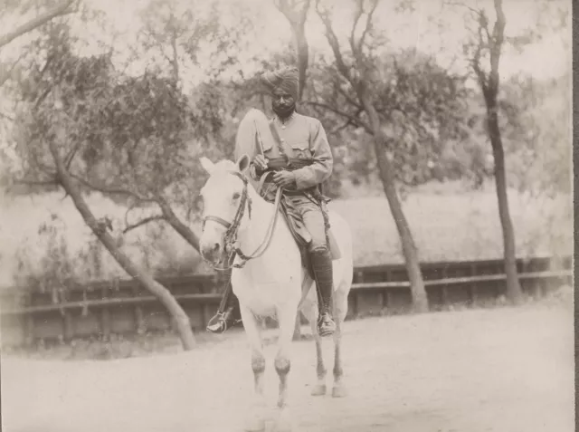 1890's/1900 PHOTO - CHINA INDIAN SOLDIER ON HORSEBACK SIKH ?