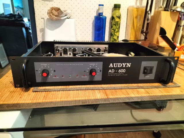 Ampli de puissance professionnel AUDYN AD-600