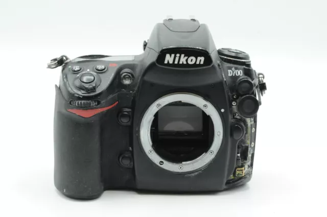Nikon D700 12.1MP Digital SLR Camera Body [Parts/Repair] #532