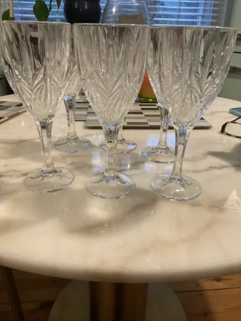 6 Beautiful, Elegant  Crystal Wine Glassess Very Heavy  Vgc