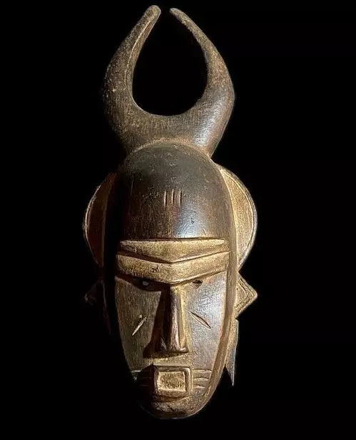 Vintage Hand Carved Wooden Tribal African Art Face Guro Mask Handmade-8977