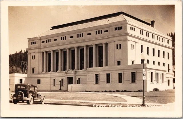 1930s QUINCY, California RPPC Photo Postcard PLUMAS COUNTY COURT HOUSE Unused