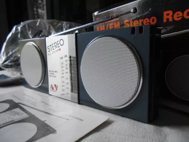 NICOSONIC NS-884 Oldschool Vintage portable 2 Band Stereo-Radio FM / AM NEU OVP
