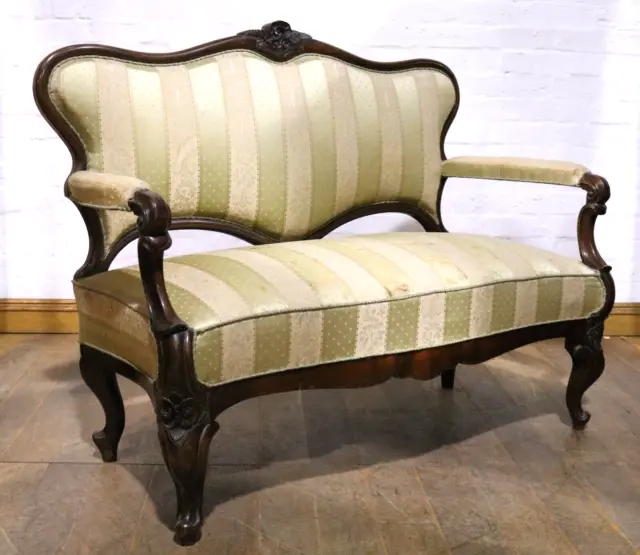 Antique Victorian carved 2 seater parlour sofa - settee