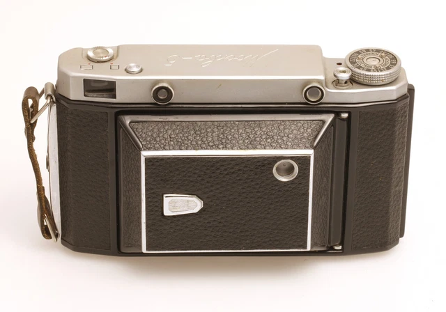KMZ Zenit Moskva-5 Mittelformatkamera 6x9 mit 3,5/10,5 cm Objektiv