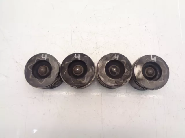 4x Kolben für BMW 1er E87 E88 3er E90 E91 2,0 D N47 N47D20A 0840BB 8396