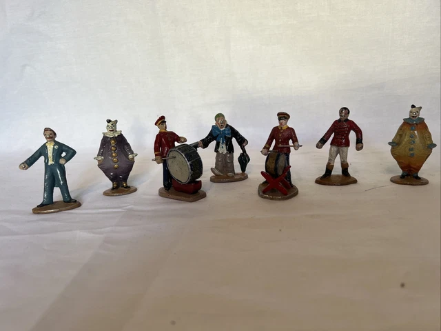 Anciens jouets en plomb, lot de 15 moutons Quiralu, 3 positions