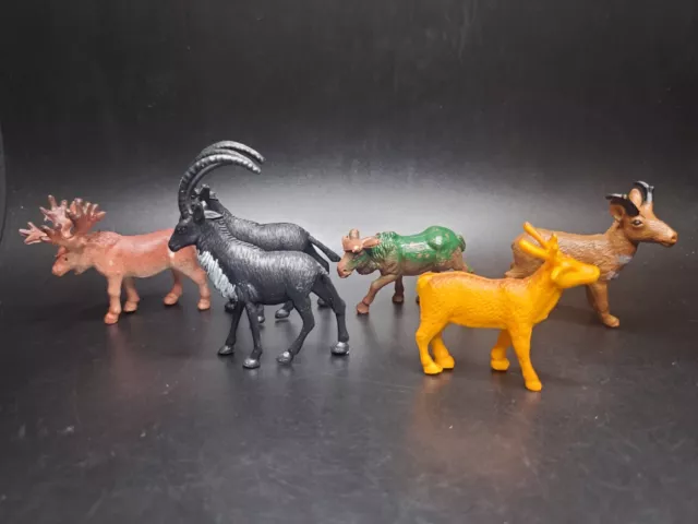 Lot Of 6 Plastic Animals, Moose, Antelopes, Deer