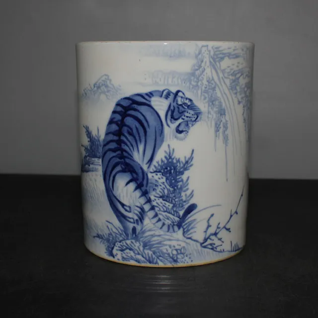 5.7" Collect Chinese Blue-and-white Porcelain 12 Zodiac Animal Tiger Brush Pot