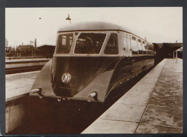 Railways Postcard - Trains - GWR Railcar No 4 at Cardiff Railway Station RR6854