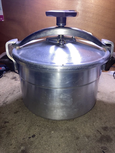COCOTTE MINUTE SEB 5.5 L De Mars 1965 SÉRIE P AUTOCUISEUR VAPEUR