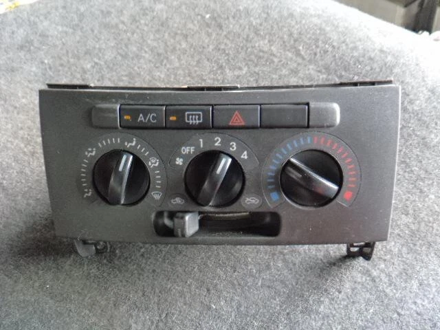 DAIHATSU Move 2002 LA-L160S Pannello di controllo A/C [usato] [PA67002654]