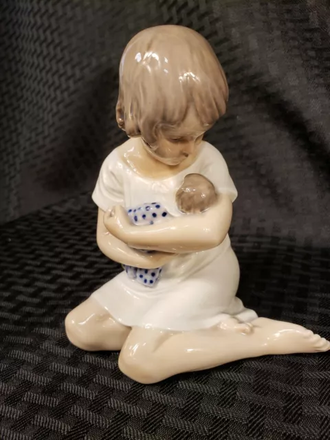 VINTAGE ROYAL COPENHAGEN Girl With Baby Doll - Excellent Preowned ...