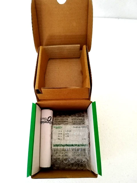 Schneider PowerLogic EGX300 Web-Enabled Integrated Gateway-Server 3
