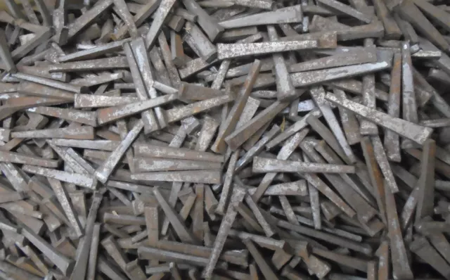 Cut Nails 1 1/4" Long Antique / Vintage Light Rust Patina nos Lot of 50 #699