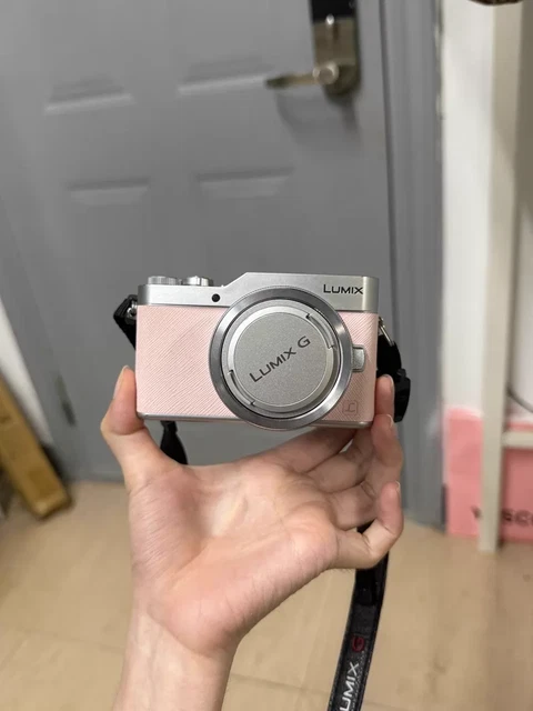 PANASONIC LUMIX DC-GF9 Mirrorless Camera 12-32mm Lens English OK