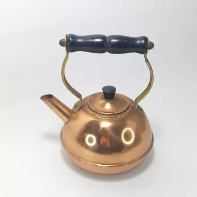 Vintage Copper Tea Kettle Wooden Handle Made In England / FREE FAST UK P&P