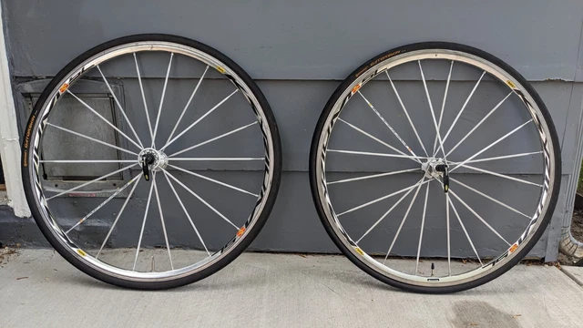 Mavic Ksyrium Sl Ssc (8 9 10 11 Speed), 700C Clincher Wheel Set - Silver Mavic Ksyrium Sl Ssc (8 9 10 11 Speed), 700C Clincher Wheel Set - Silver