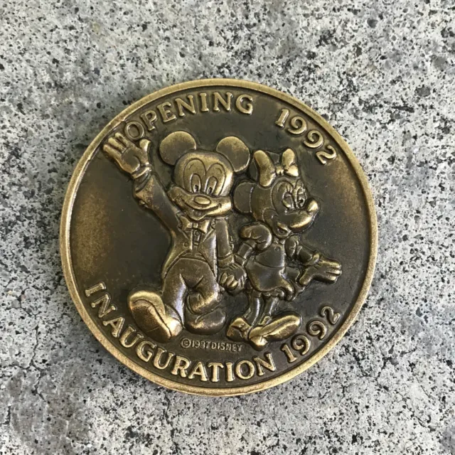 Euro Disneyland Disney Inauguration 1992 Opening Coin Medallion Mickey Minnie
