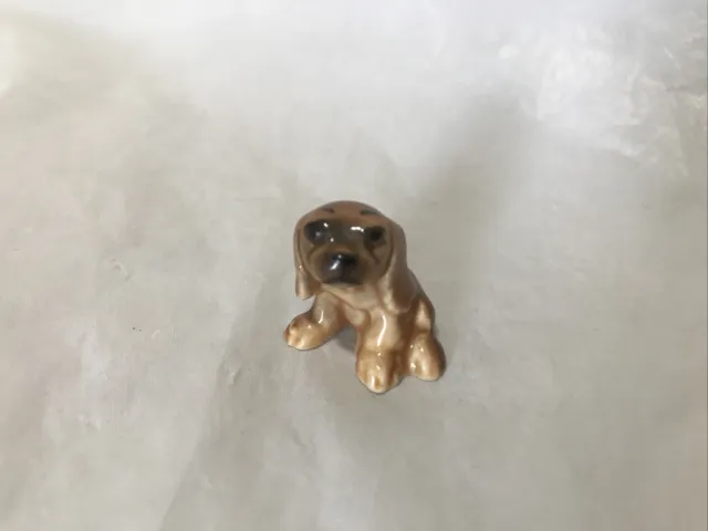 Cute vintage Hagen Renaker cocker spaniel dog miniature puppy blonde Brown Face