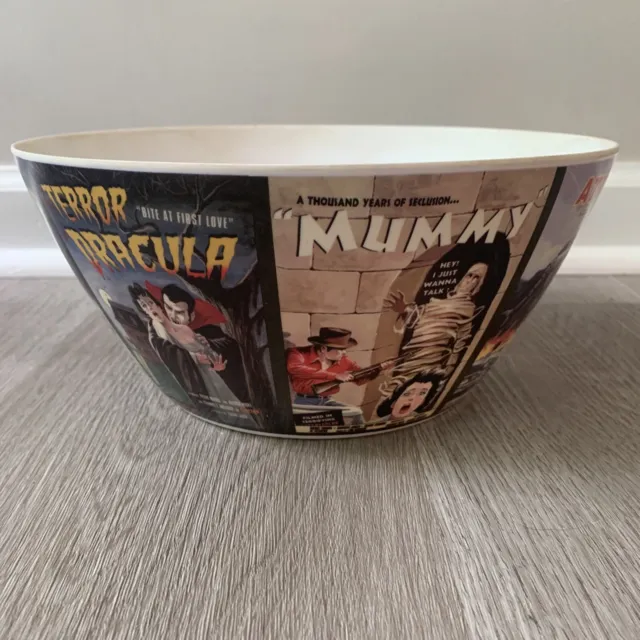 Mulberry Home Collection Retro Horror B Movie-Style Artwork Lg Melamine Bowl 10"