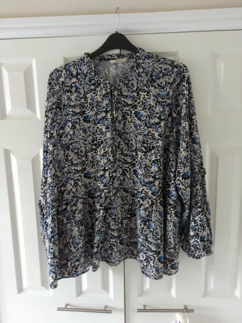 Lovely Ladies Next Floral Top - Size 26 (Excellent Condition)