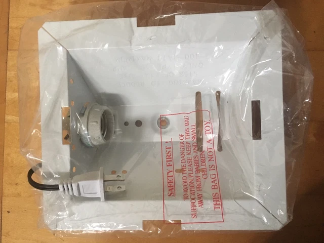 thumbnail image 2 of Broan NuTone S99111381 Bathroom Fan Lens – For 763RLN, 769RL, 769RFT Models 2 of 5
