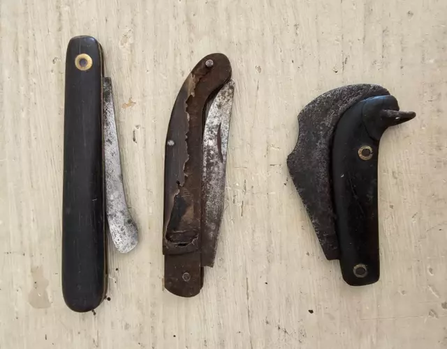 Lotto di 3 temperini coltelli per innesti in ferro del fine XIX secolo