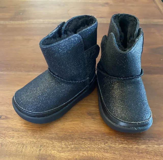 NWOT Ugg Girls Infant Black Keelan Glitter Genuine Shearling Boot Shoe Sz US 4 NWOT Ugg Girls Infant Black Keelan Glitter Genuine Shearling Boot Shoe Sz US 4