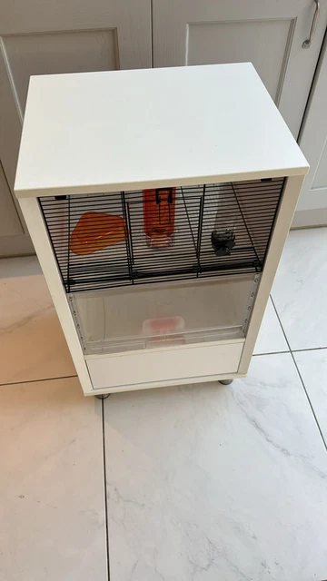 Omelette deals hamster cage