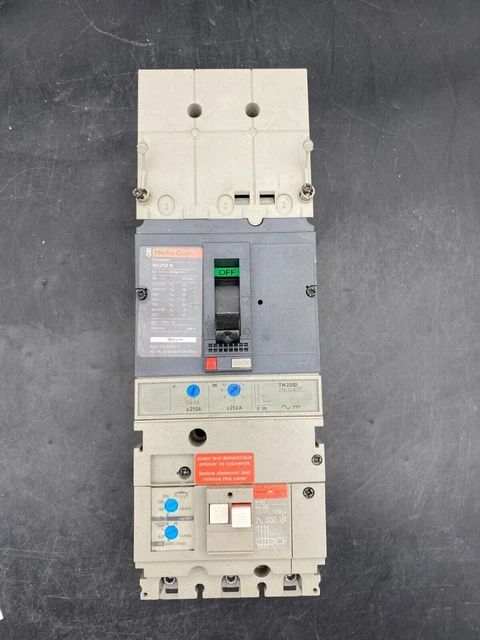 1X interruttore Merlin Gerin NS250N NS100-160-250 N/H/NA