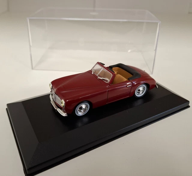MINIATURE 1/43 SIMCA 8 SPORT à vendre
