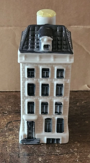 KLM Miniature Blue Delft Dutch House No 74