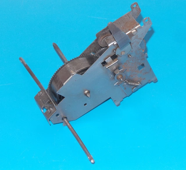 JOUET ANCIEN GROS TANK JOUSTRA EN TÔLE N°22