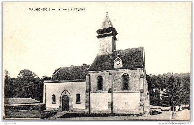 95 VALMONDOIS - la rue de l'eglise ----