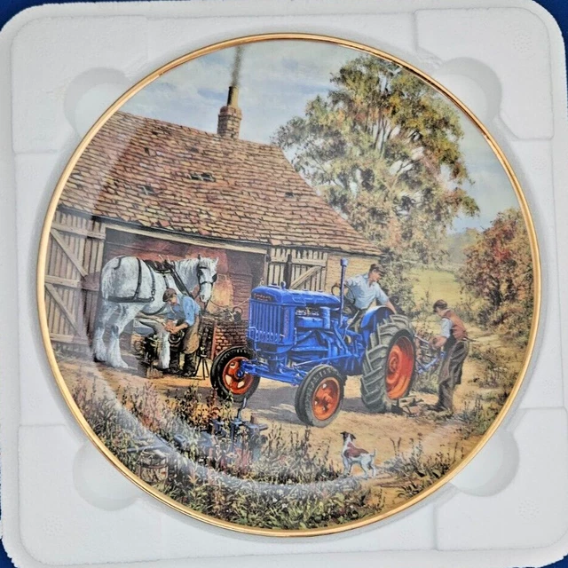 ROYAL WORCESTER DANBURY Mint The Ford Tractor Plate Collection At the