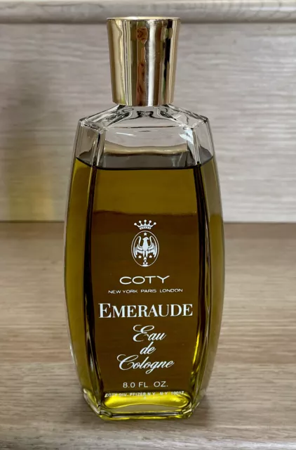 Vintage green Emeraude Coty New York Paris London Eau De Cologne 8 Oz Splash