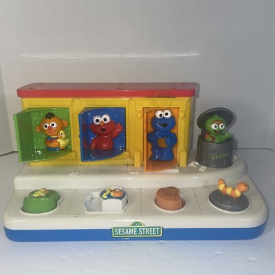 mattel pop up toy