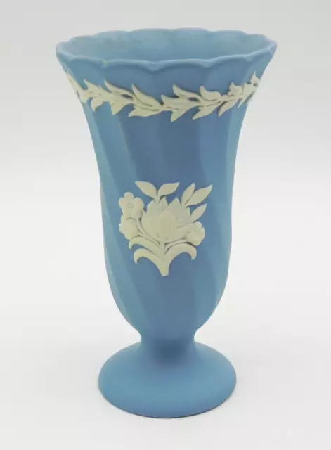 WEDGWOOD - Pale BLUE Jasperware / Jasper Ware Fluted POSY VASE - 10.5cm Exc