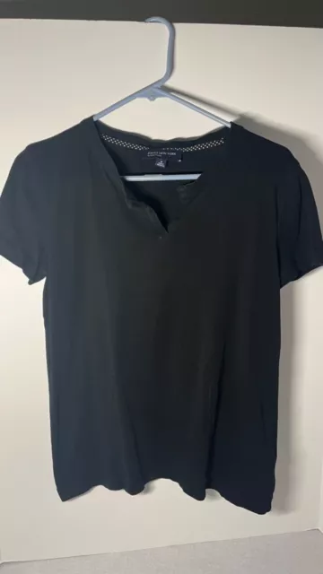Jones New York Women’s Black Cotton Short Sleeve Notch Neck T-shirt Size M
