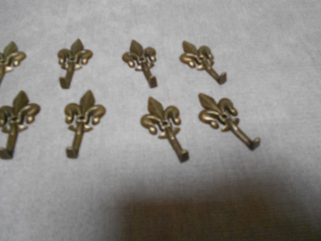 10 French Vintage  metal  tiny Hooks Hangers :  LIS pattern 6