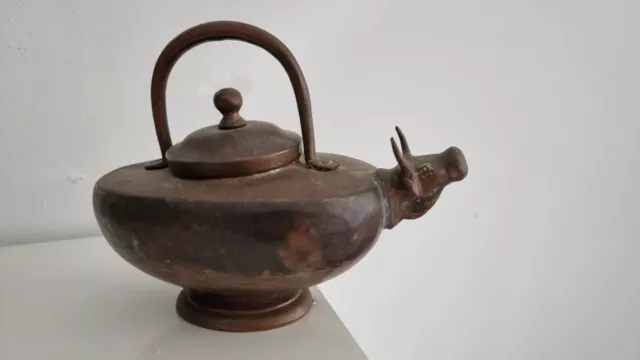 Antique copper teapot Théière Ancienne En Cuivre