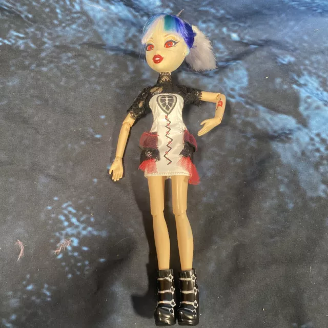2012 MGA BRATZILLAZ Glam Gets Wicked Jade J'Adore Figure Toy Doll Bratzilla  £7.99 - PicClick UK