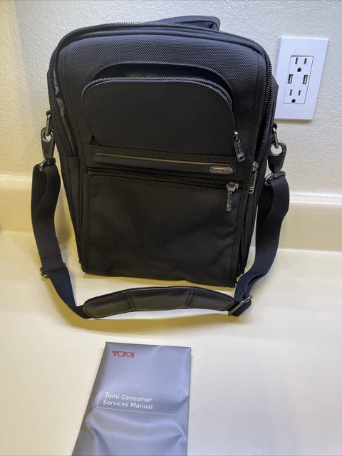 TUMI - Alpha G3 Small Pocket Cross body Bag Black adjustable strap