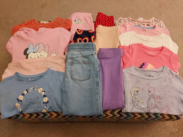 Grande pacchetto di top, leggings, felpa con cappuccio per ragazza età 5-6. 15 articoli.