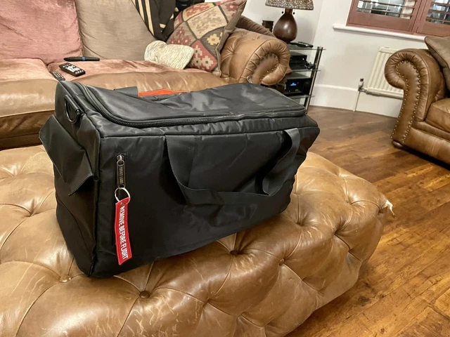 Sneaker travel hotsell bag private label