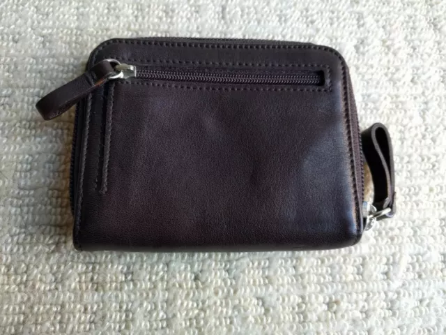 USED Circa Brown  leather zip around wallet purse Made in Italy 2