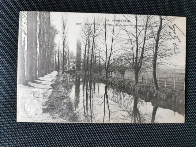 CPA 27 EVREUX - La Rivière l'Iton près de la Route à Breteuil
