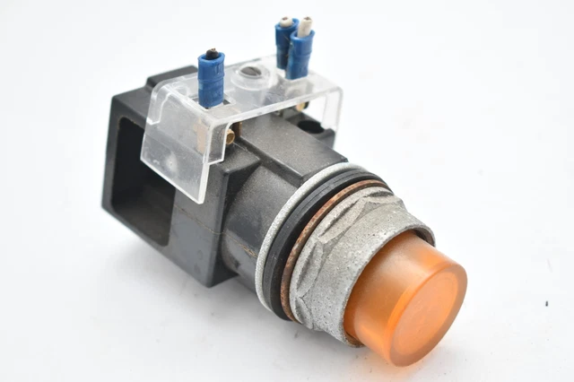 Siemens 52PE4E9 120V Pilot Light Indicator Orange Amber AC-DC