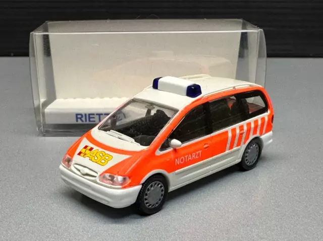 Ford Galaxy ASB Notarzt Auto Wagen Personen Fenster Bus PKW RM Rietze H0 1:87